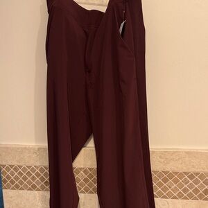athleta nwt sise 12petite. garnat